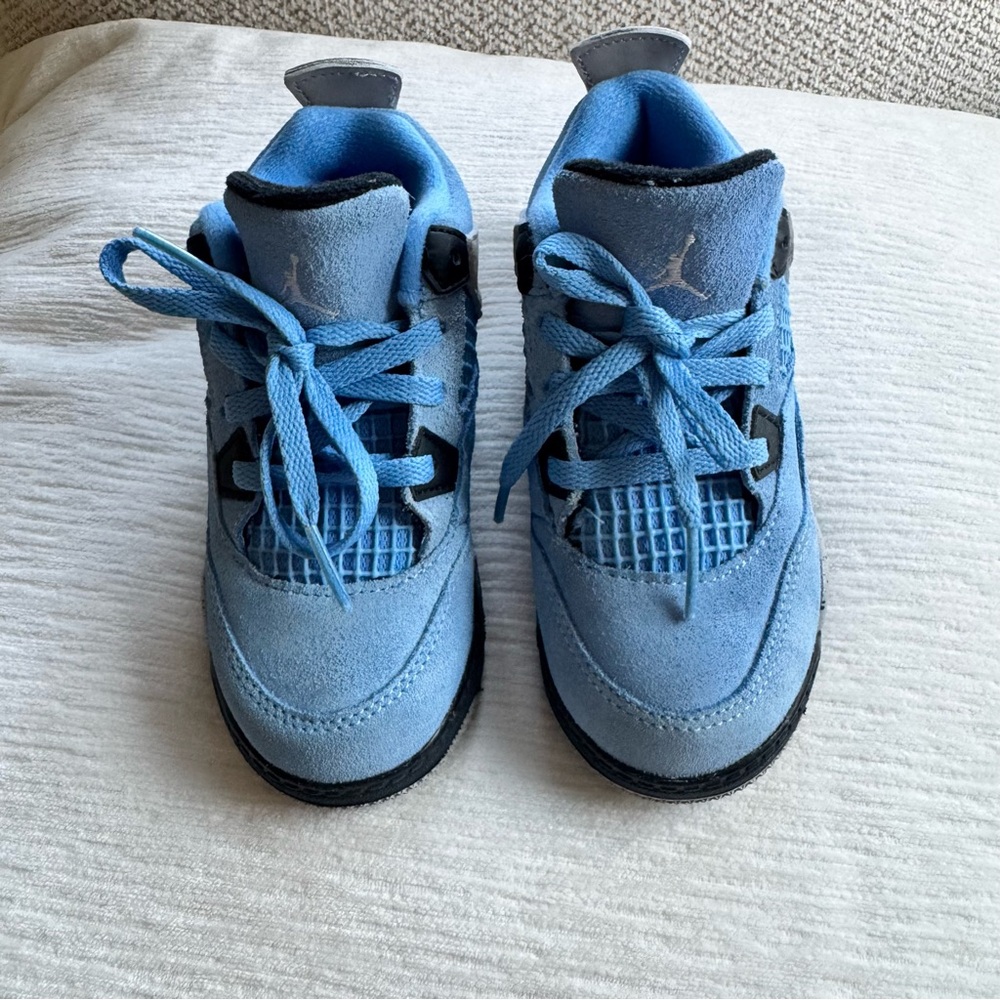 Nike Air Jordan 4 Retro University Blue size 9C - Picture 7 of 8